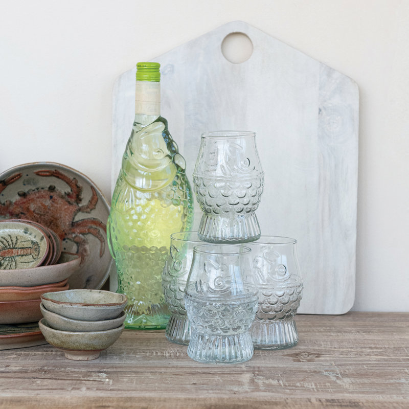Verre pressé en forme de poisson