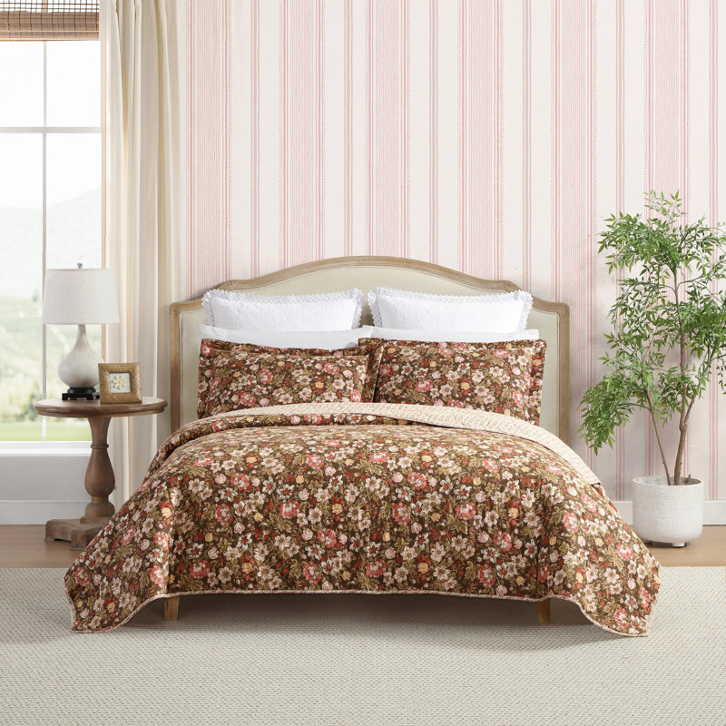 Laura Ashley Marta Cotton Reversible Brown Quilt Set, Queen Quilt + 2 Standard Shams
