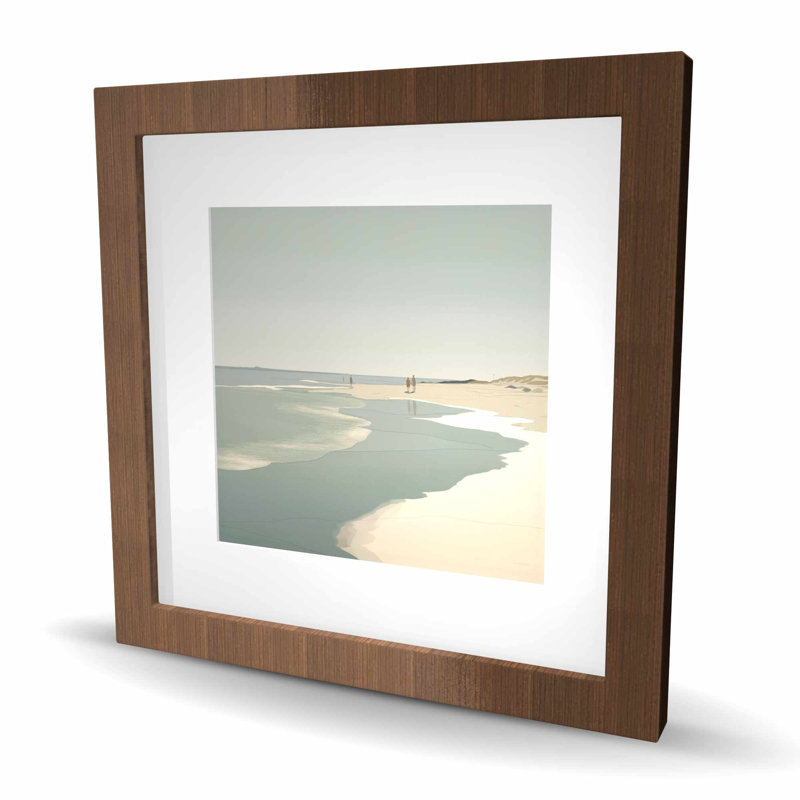 Peaceful Walk - Imprimé mat bordé blanc encadré pour la décoration, H 16 po x l 16 po