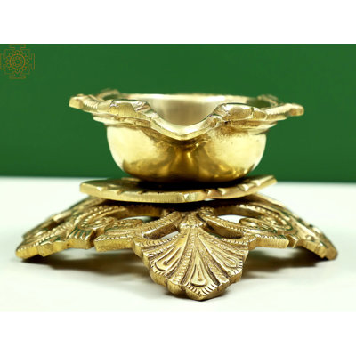Petite lampe à huile décorative en laiton 4 po Diya - Hoysala