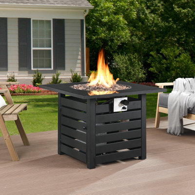 Table brasero carrée de 81 cm (32 pouces) avec allumage automatique au propane (50 000 BTU), housse imperméable et structure rigide. Parfait pour les fêtes sur la terrasse. Surface texturée. Parfait pour les moments de convivialité en extérieur.