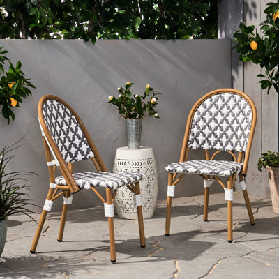Fauteuil d'extérieur français, chaises en aluminium et en PE, gris et blanc, style bistro de construction, structure rouille