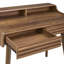 Bureau Render-631894051