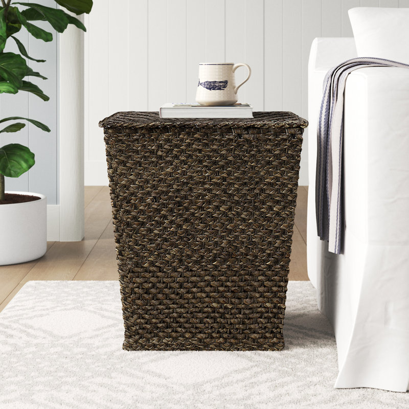 Mar Vista End Table, Walnut