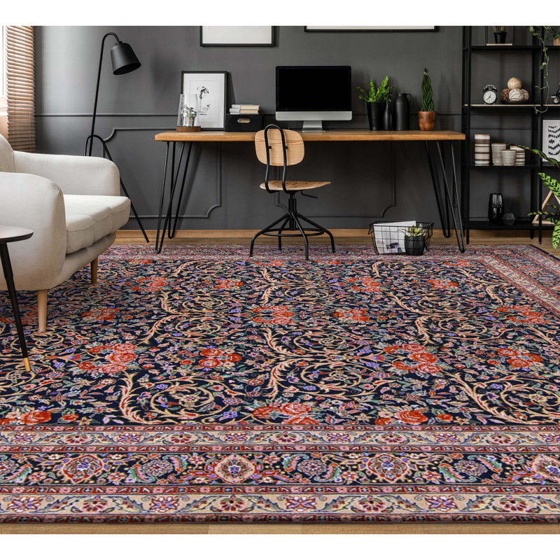 Hand Knotted Wool Oriental Area Rug in Green