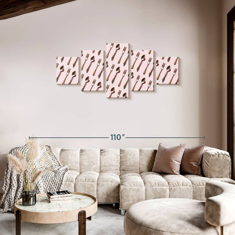 Fourchettes et cuillères, H 34 po x l 74 po
