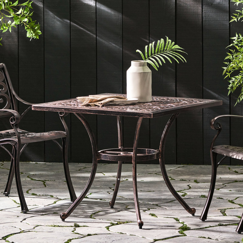 Table de salon d'extérieur en aluminium coulé cuivre brillant - Stable dans une lueur éblouissante pour les espaces