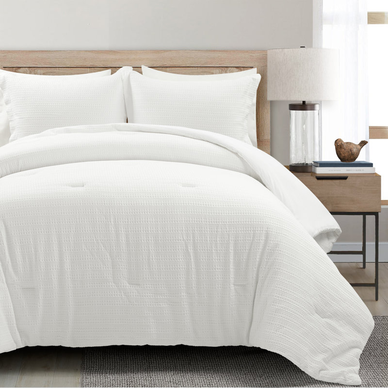 Bentwood Standard Cotton 3 Piece Comforter Set, White, King Comforter + 2 King Shams