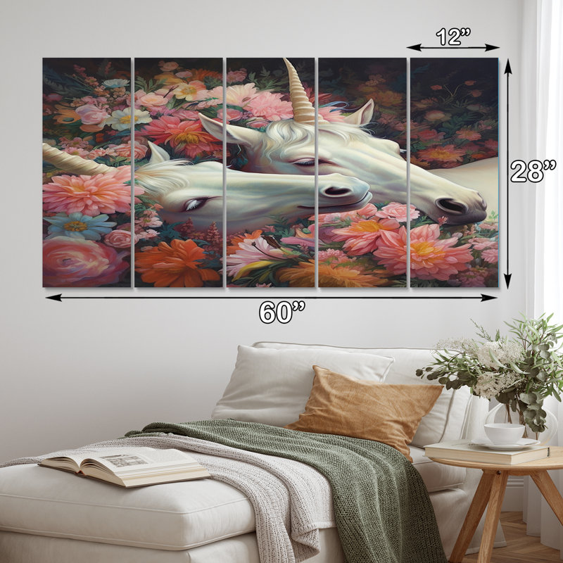 Mignonnes licornes qui dorment ensemble dans un champ de fleurs - Art mural sur toile licorne fantastique - 5 panneaux égaux