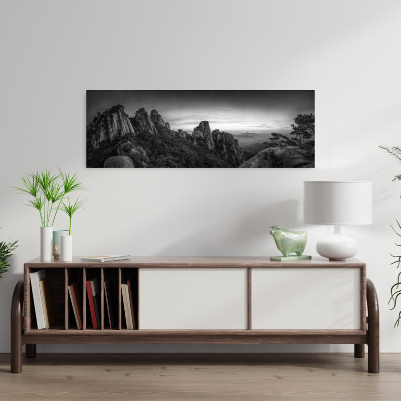 Art mural de paysage majestueux de montagnes monochromes dramatiques sereines abstraites, H 12 po x l 36 po