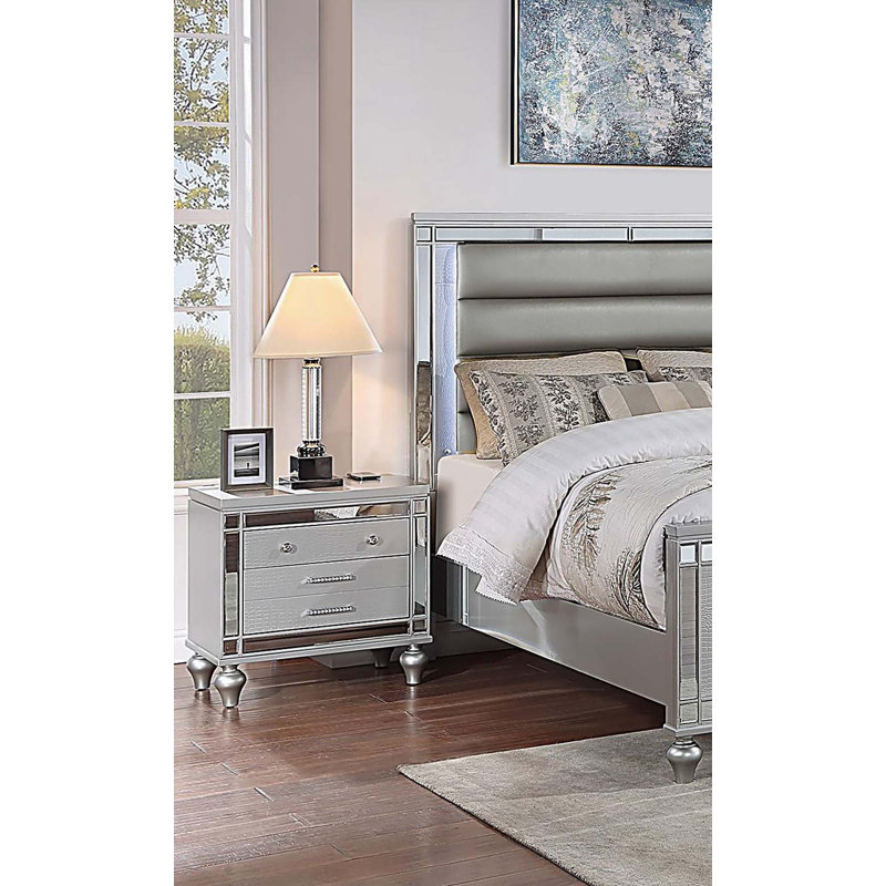 Classic Luxury Look Silver