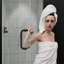 Porte de douche sans cadre l 28 po x H 72 po en verre trempé de 3/8 po (10 mm), pivotant simple articulé, installation réversible, finition noir mat