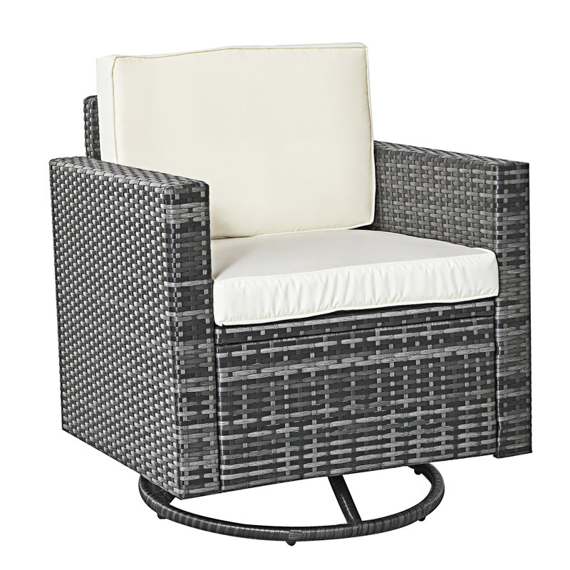 Chaise pivotante en rotin et osier