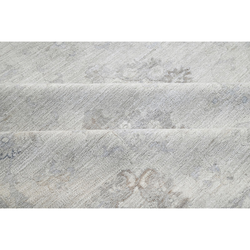 Tapis ivoire noué à la main de haute qualité