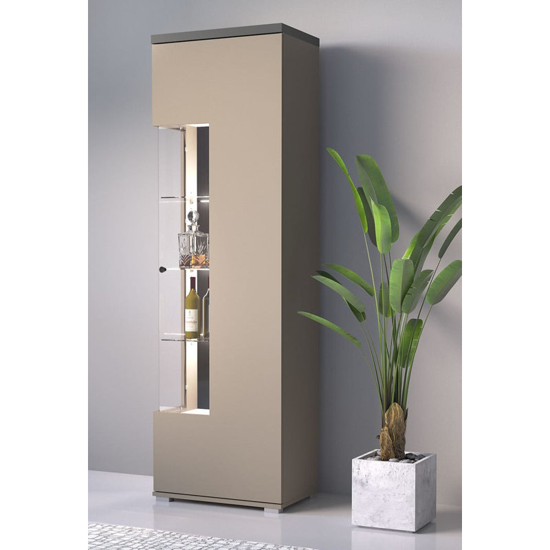 Bhevin Highboard