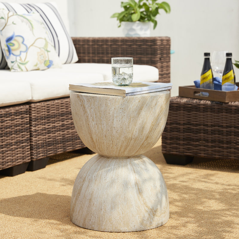 Tabouret de jardin 17,75 po H