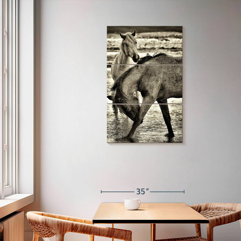 Brampt Summer Beach Horses I, H 57 po x l 36 po
