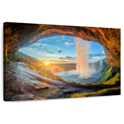Kerrick Seljalandsfoss Sunburst