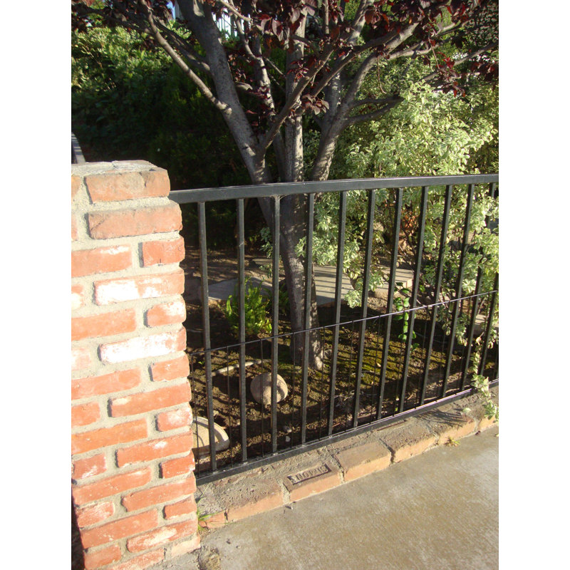 18'' H x 91.1'' W Black Metal Fencing with 10 Panel(s) Included