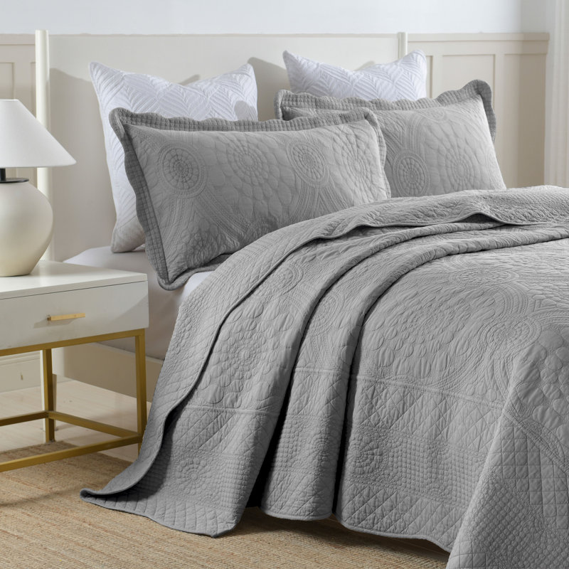 Light Grey Cotton Queen Oversized Quilt Bedspread Set