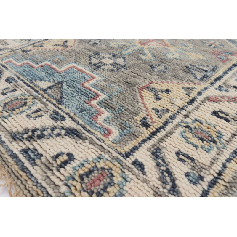 Oriental Area Rug in Gray