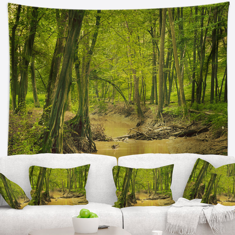 Tapisserie de forêt vert sauvage creek, H 32 po x l 39 po