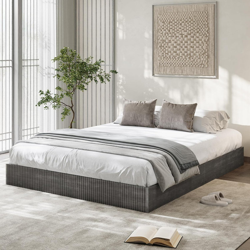 Cadre de lit double, lit plateforme en bois, cadre de lit cannelé, base de lit minimaliste avec conception à profil bas, silencieux, assemblage facile, pas de sommier tapissier, noir délavé