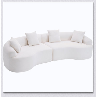 Canapé-lit confortable à quatre places pour la maison, améliorant l'espace de vie et offrant des solutions de sièges et de couchage polyvalentes.