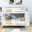 Lit superposé simple au-dessus de double en bois avec tablettes de rangement Doniqua-975680693