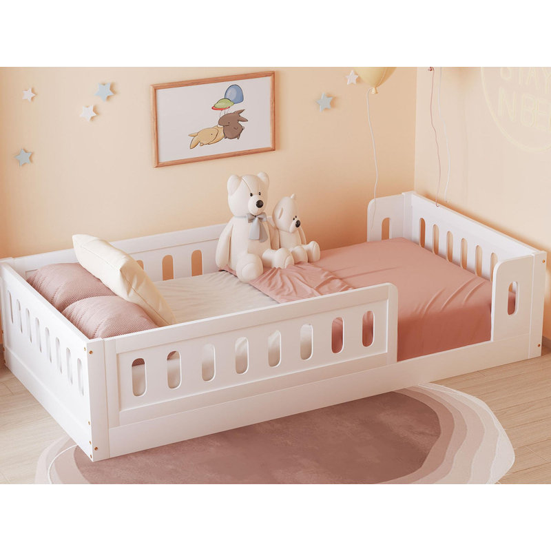 Lit plateforme simple en bois avec garde-corps, Blanc