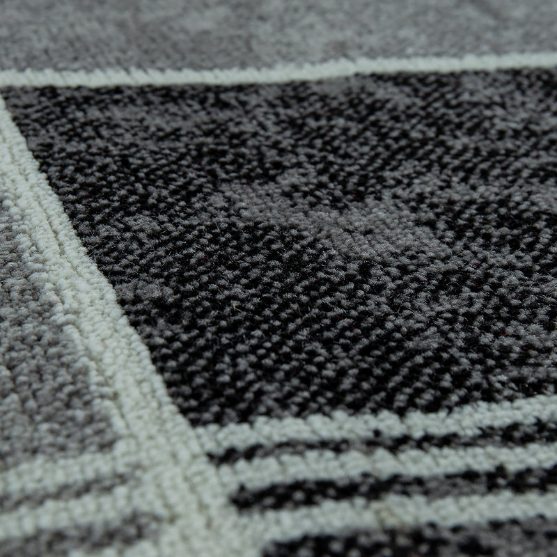 Tapis gris / rouge / noir Eustice, Rectangle 7 pi 10 po x 11 pi 2 po