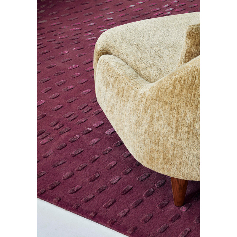 Kantha Hand Tufted Wool Abstract Area Rug in Purple, Rectangle 6'7" x 9'10"