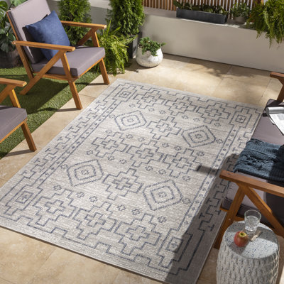 Union Rustic Zyta Geometric Indoor / Outdoor Rug | Wayfair