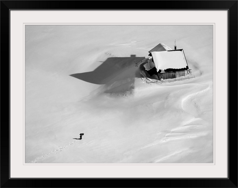 "La maison perdue" par Peter Svoboda, "Straub", H 17 po x l 24 po x P 1,5 po, Toile