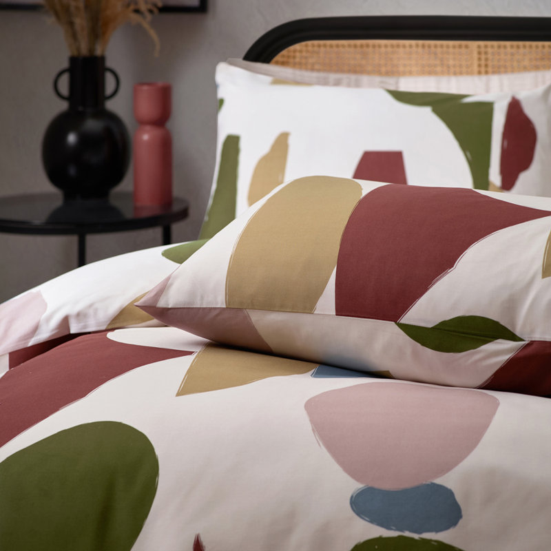 Areonia Cotton Blend Duvet Cover Set with Pillowcases Included, Single - 1 Standard Pillowcase, Green/Red/Tan