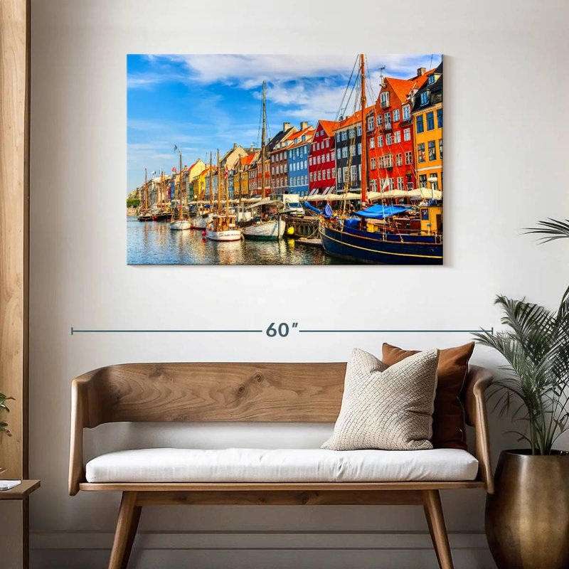 Hannes Nyhavn Portside Homes, H 30 po x l 45 po