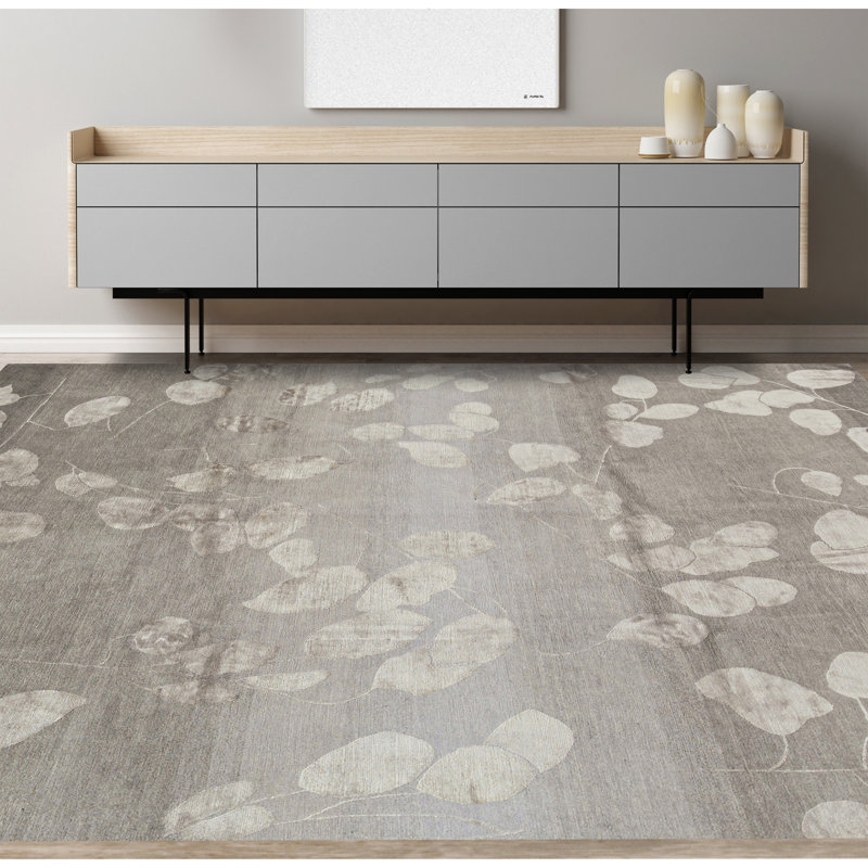Hand-Knotted High-Quality Gray Area Rug