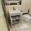 Meuble-lavabo de 24 po avec lavabo, meuble-lavabo pour petit espace, meuble-lavabo autoportant avec 2 armoires à fermeture douce