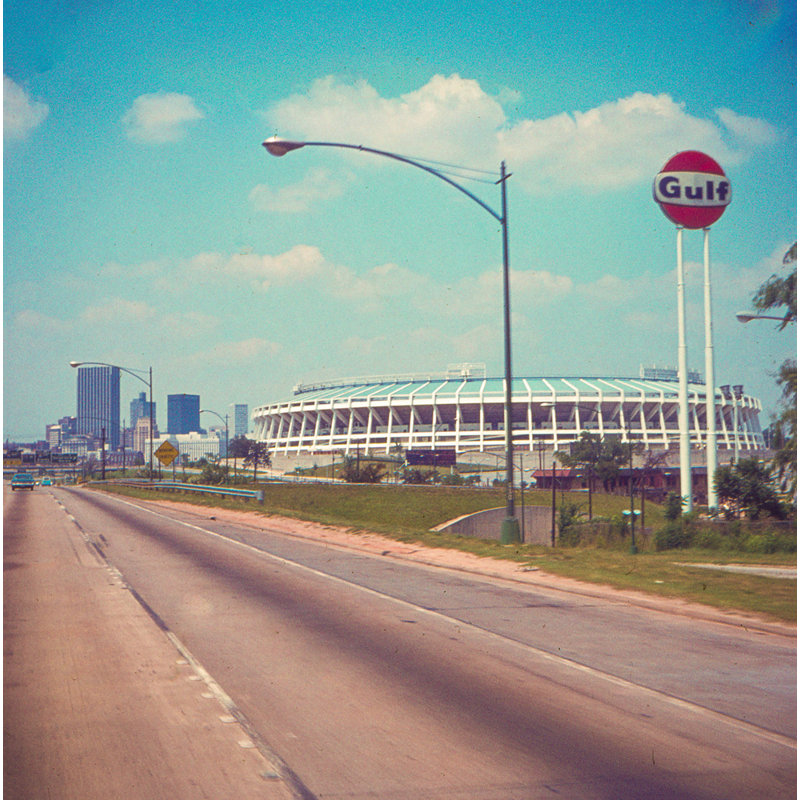 Atlanta–Fulton County Stadium, 36" H x 36" W