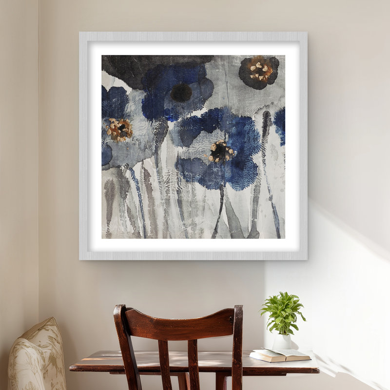 «Blue Blurry Flowers - Botanical Contemporary», reproduction encadrée