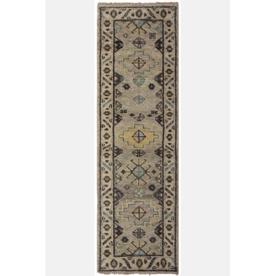 Tapis de couloir gris 2 pi 6 po x 8 pi One-of-a-Kind