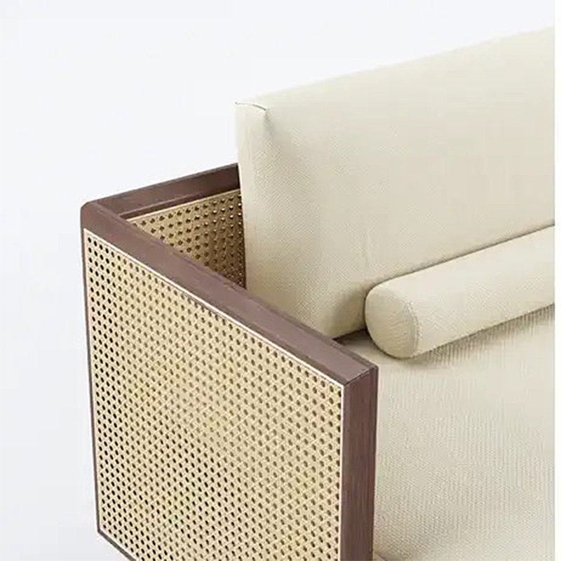 Élégante chaise en bois de frêne de haute qualité