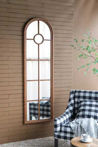 Miroir demi-rond allongé 24 po x 79 po avec fenêtre décorative en bois de sapin massif de style classique