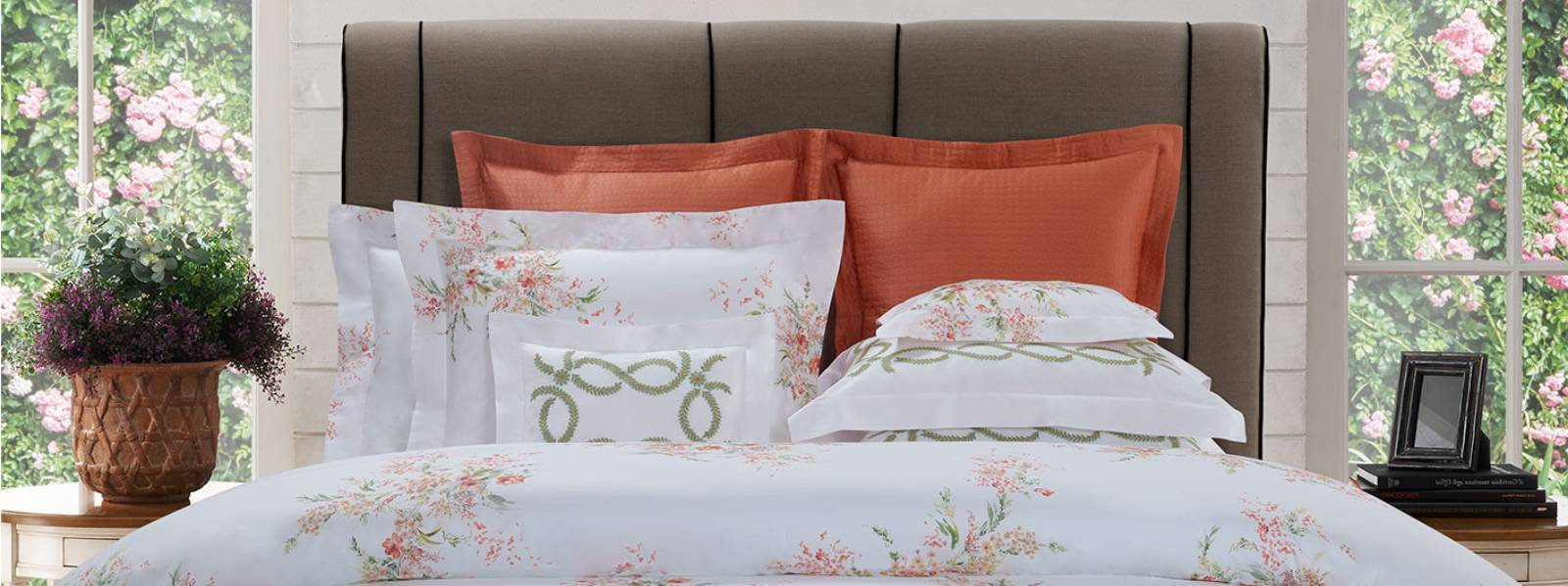 Dea Linens Image Hero
