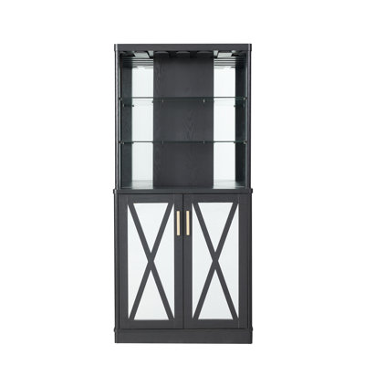 Bar d'angle avec panneaux en miroir