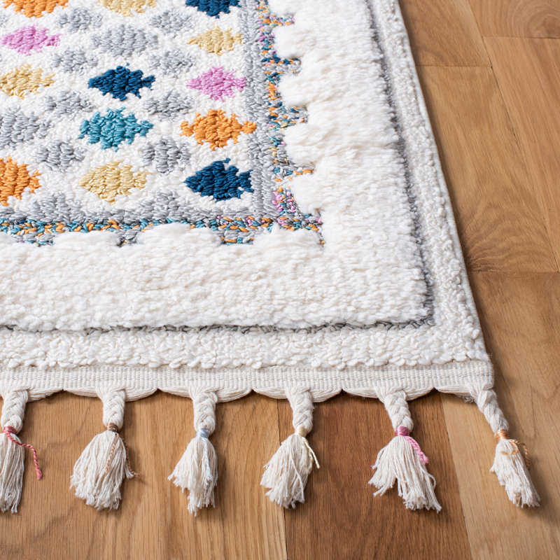 Boho-Chic Ivory Synthetic Shag Rug with Fringe - 4' x 6'