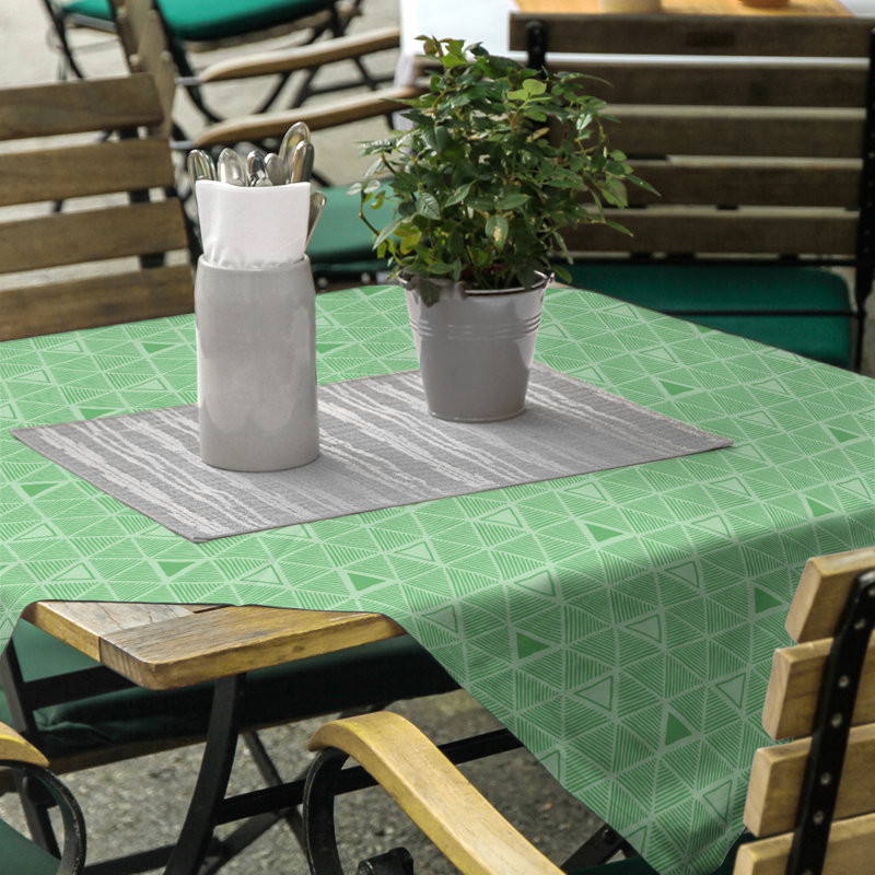 Classic Hand Drawn Triangles Tablecloth, Light Green