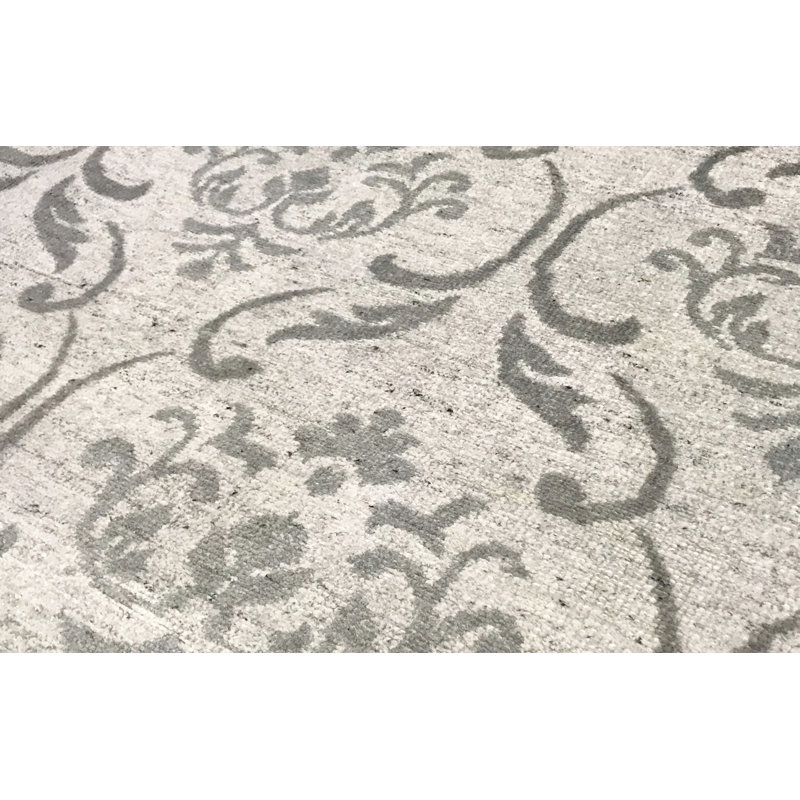 Neo Villa Damask Area Rug in Silver, Rectangle 7'11" x 9'10"