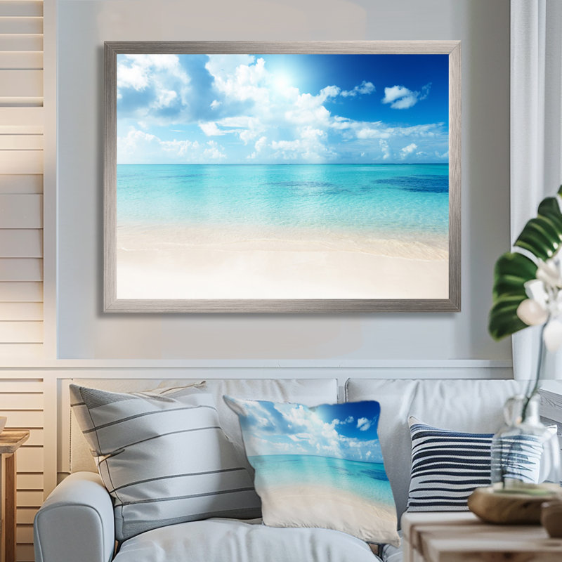 « Sand of Beach in Blue Caribbean Sea » par Lakov - reproduction de photo, H 30 po x l 40 po, Toile tendue, Sans cadre