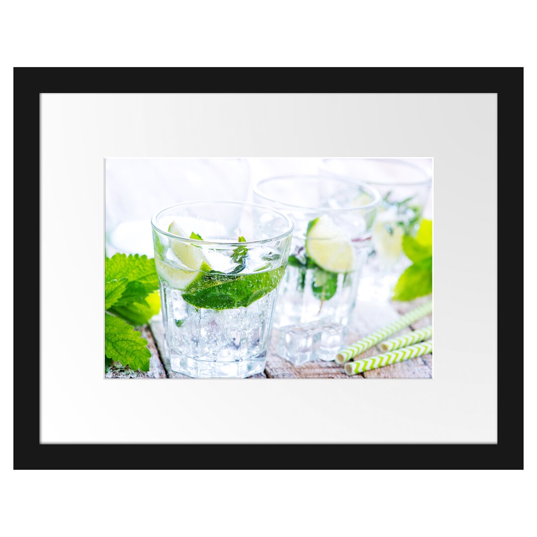 Gerahmtes Poster Mojito-Gläser mit Minze